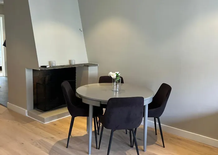 Frogner - Newly Renovated - 3 Bedrooms *